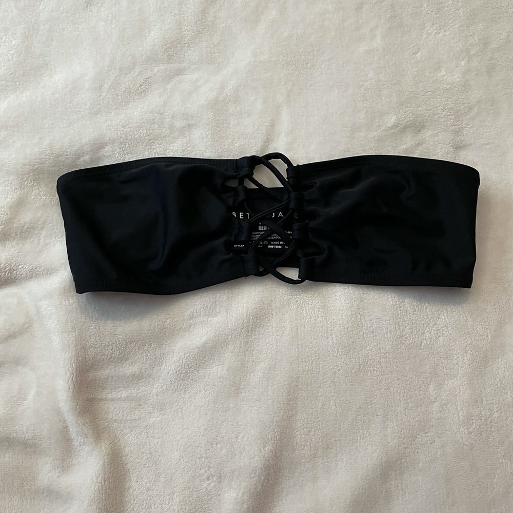 ⭐️ 2/$8 - Women’s Bikini Top ⭐️